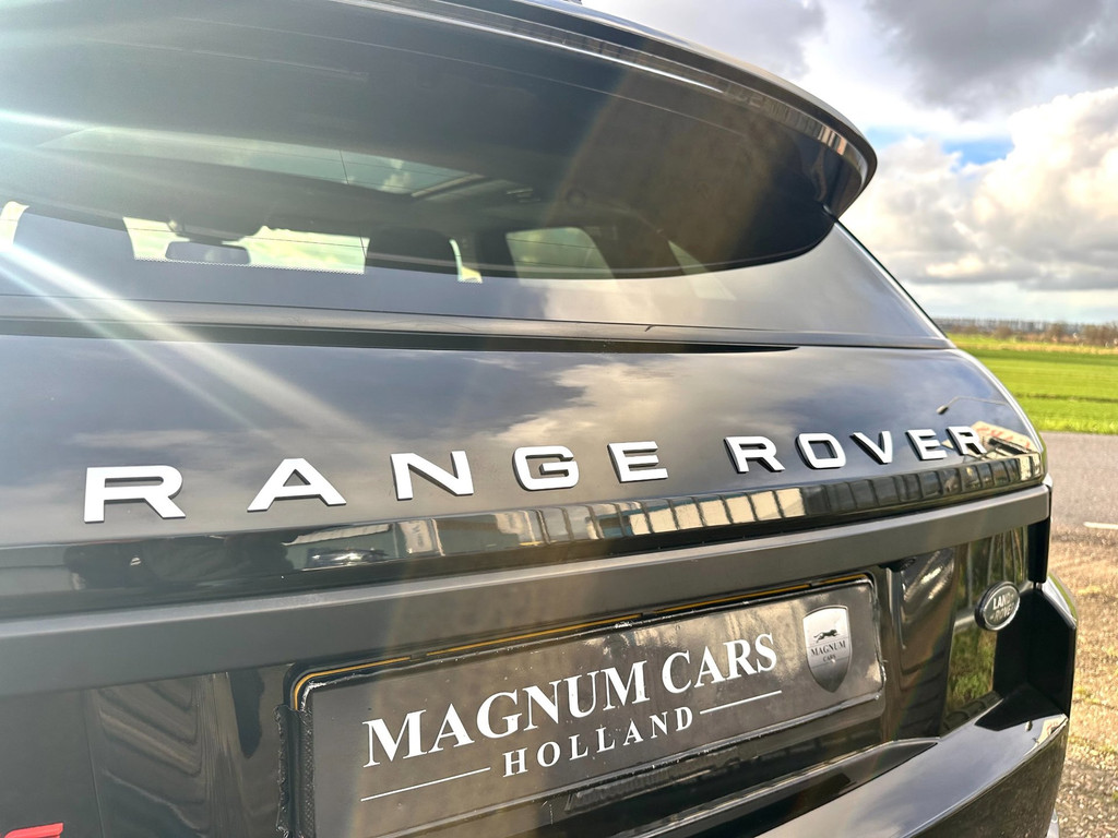 Land Rover Range Rover bij Magnum Cars Holland